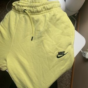nike sweats